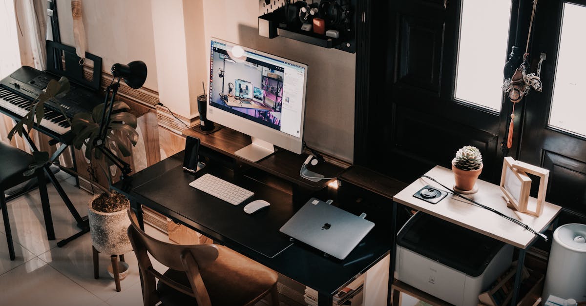 découvrez les raccourcis clavier essentiels pour optimiser votre productivité et naviguer plus rapidement sur vos appareils. apprenez comment ces combinaisons de touches peuvent simplifier vos tâches quotidiennes et améliorer votre expérience utilisateur.
