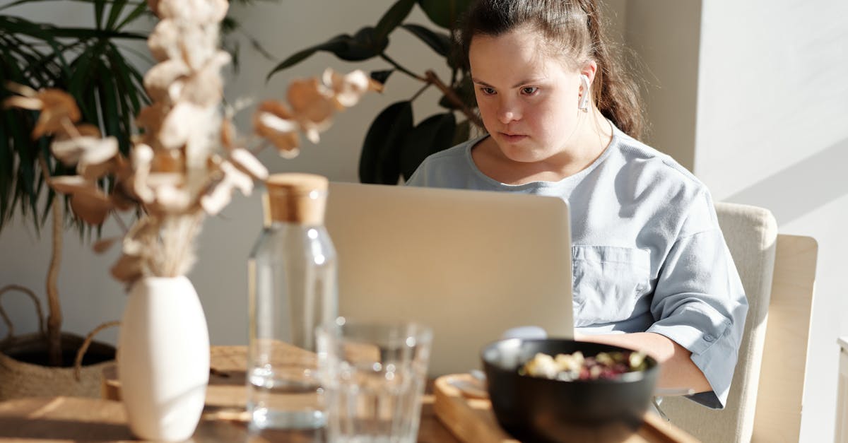 découvrez comment désactiver votre statut en ligne sur vos plateformes de messagerie et réseaux sociaux. protégez votre vie privée et contrôlez votre visibilité avec nos étapes simples et efficaces.