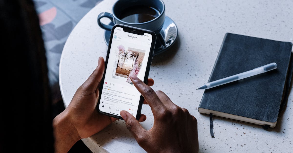découvrez tout ce que vous devez savoir sur instagram : le réseau social incontournable pour partager vos photos, vidéos et moments de vie avec vos amis et followers. explorez les tendances, les astuces et les stratégies pour optimiser votre présence en ligne.