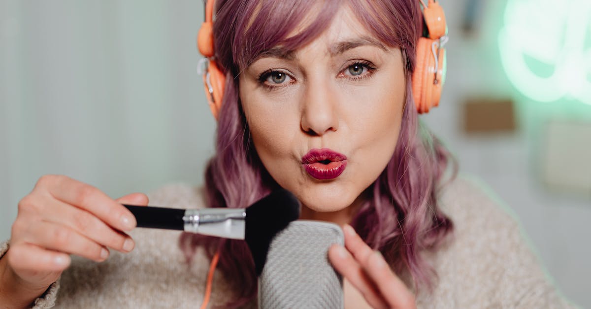 découvrez les meilleurs chaînes youtube ! plongez dans un monde de contenus variés allant des tutoriels aux vlogs, en passant par les jeux vidéo et la cuisine. explorez, abonnez-vous et ne manquez aucune tendance grâce à notre sélection des chaînes les plus populaires sur youtube.