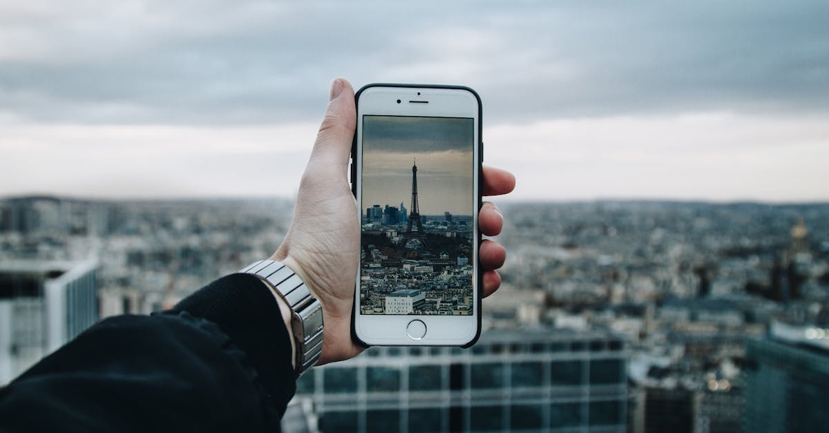 découvrez l'iphone, le smartphone révolutionnaire d'apple qui allie design élégant, performances exceptionnelles et fonctionnalités innovantes. profitez d'une expérience utilisateur fluide avec un écosystème d'applications riche et une qualité photo époustouflante.