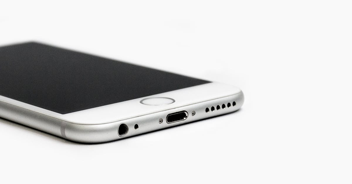 découvrez l'iphone, le smartphone emblématique d'apple alliant design élégant, performance exceptionnelle et fonctionnalités innovantes. explorez les dernières modèles, leurs caractéristiques et l'écosystème apple qui vous connecte à votre monde.