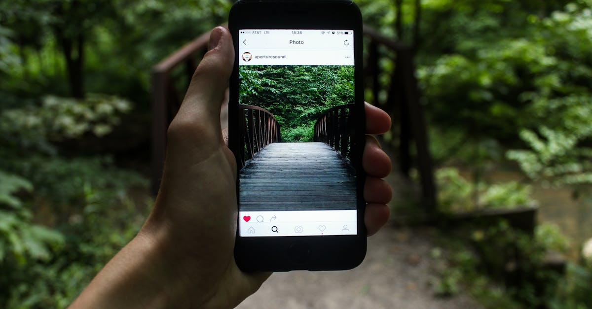 découvrez l'univers d'instagram, la plateforme de partage de photos et vidéos qui connecte des millions d'utilisateurs à travers le monde. suivez vos amis, explorez de nouveaux contenus et partagez vos moments précieux avec créativité et style.