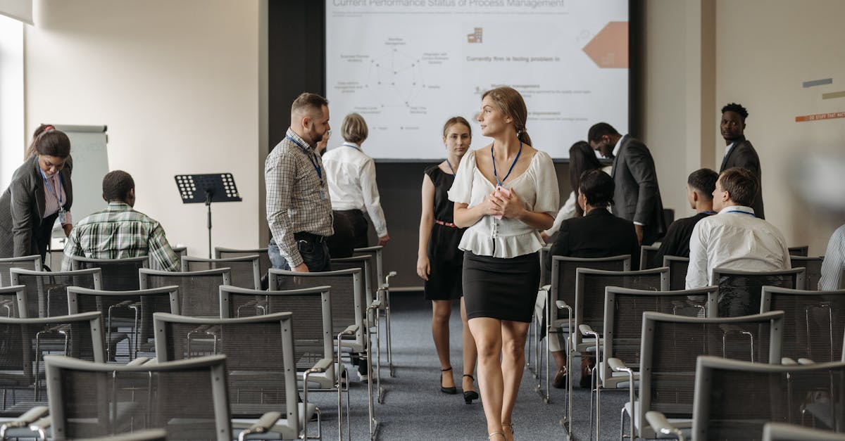 découvrez des stratégies et des outils efficaces de gestion de la main-d'œuvre pour optimiser les performances de votre équipe. améliorez la planification, la productivité et l'engagement des employés grâce à des solutions innovantes en workforce management.