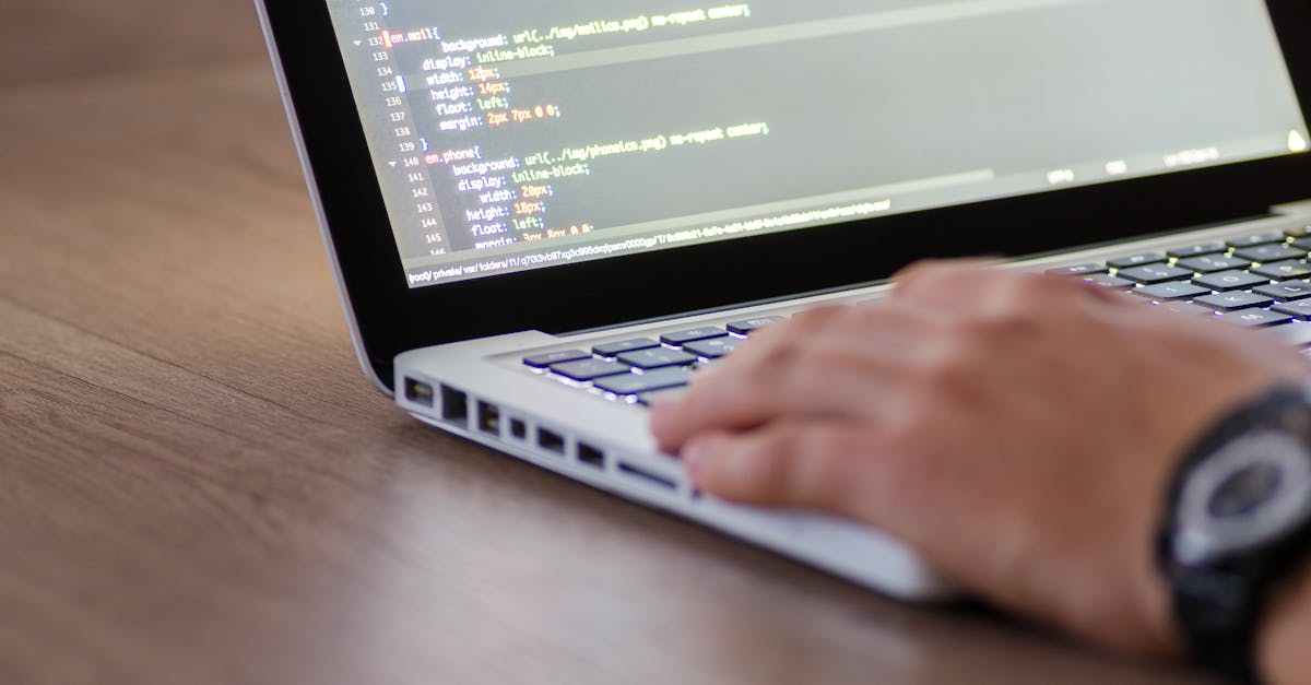 découvrez les meilleurs éditeurs de code pour améliorer votre productivité en programmation. que vous soyez débutant ou développeur expérimenté, trouvez l'outil idéal qui s'adapte à vos besoins et booste votre créativité.