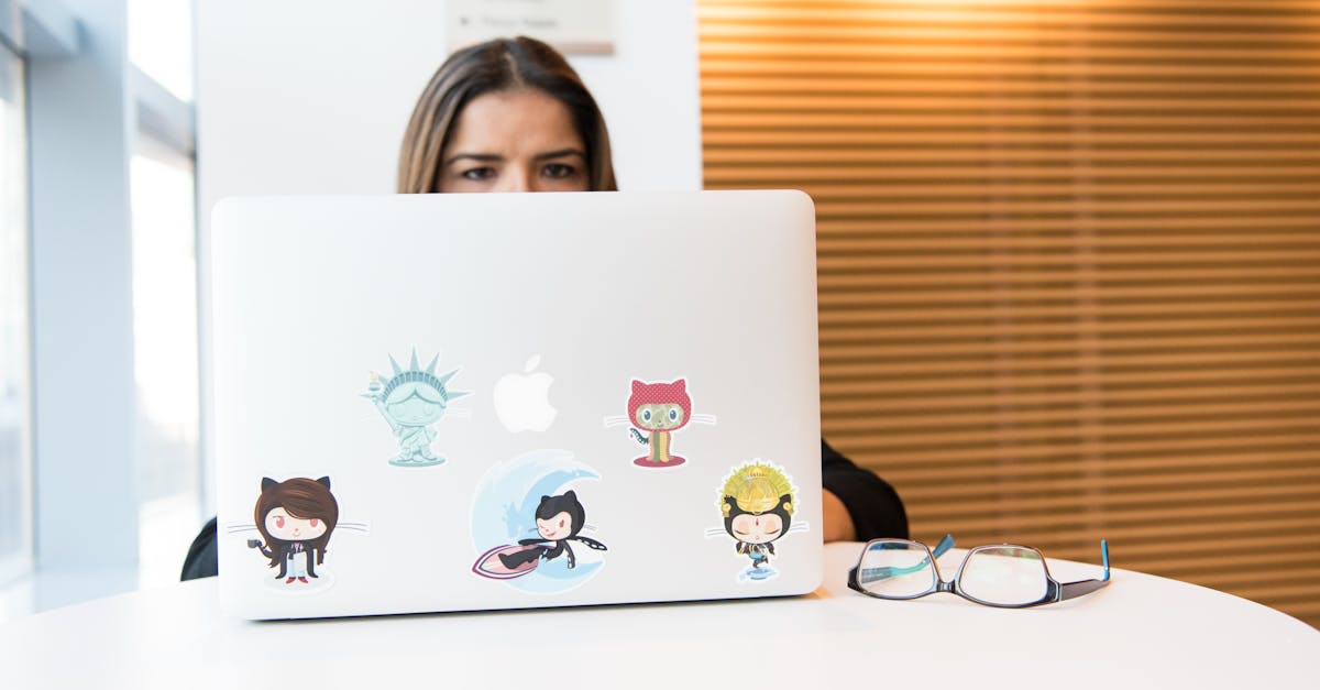 découvrez github, la plateforme incontournable pour les développeurs et les équipes de collaboration. partagez, gérez et suivez vos projets de code avec des outils modernes pour le versionnage, l'intégration continue et la gestion de projet. rejoignez une communauté mondiale de créateurs et transformez vos idées en réalité.