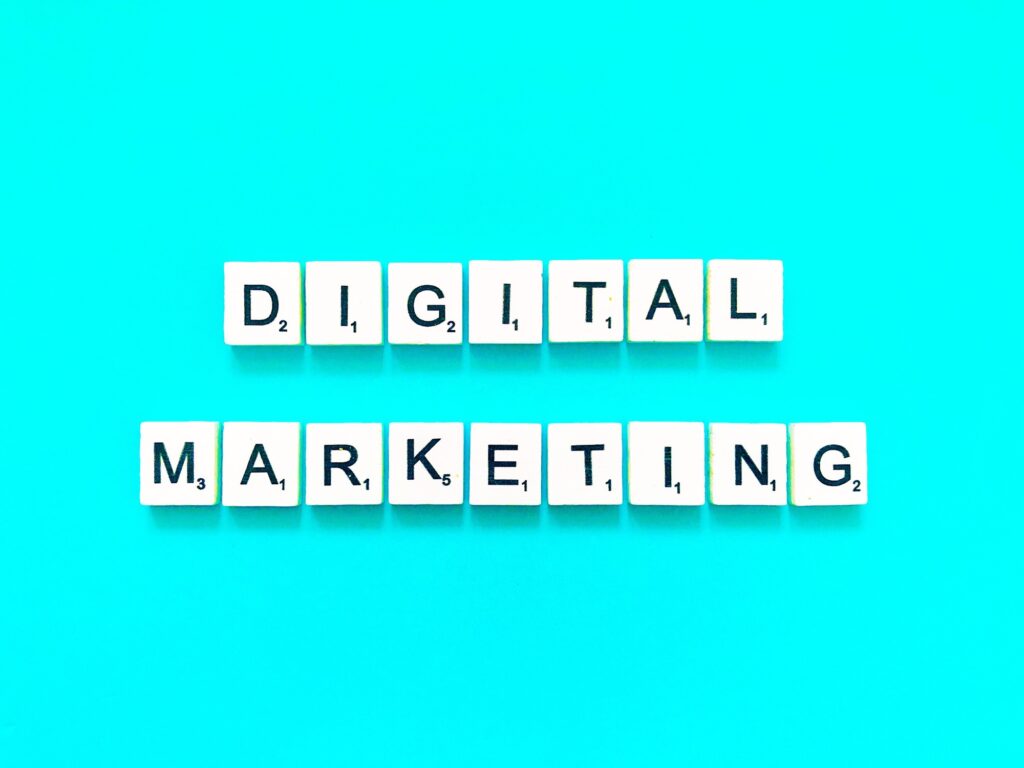 Image illustrant Illustration pour Mesurer, optimiser et faire évoluer sa stratégie digitale sur le long terme dans le contexte de Illustration pour Mesurer, optimiser et faire évoluer sa stratégie digitale sur le long terme