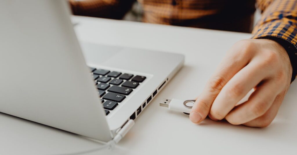 découvrez notre outil de transfert de fichiers, simple et sécurisé, qui facilite l'envoi et la réception de documents de toute taille en quelques clics. optimisez votre mobilité et partagez vos fichiers en toute confiance.