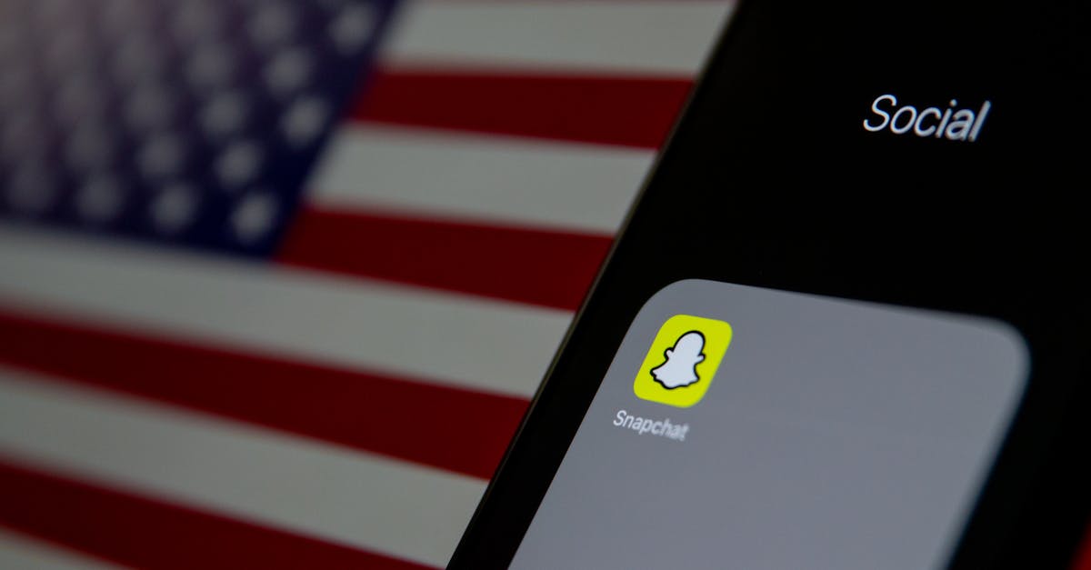 découvrez l'univers de snapchat, l'application incontournable pour partager des moments de votre vie à travers des photos et vidéos éphémères. explorez ses fonctionnalités innovantes, comme les filtres amusants et les stories captivantes, et connectez-vous avec vos amis de manière originale et ludique.