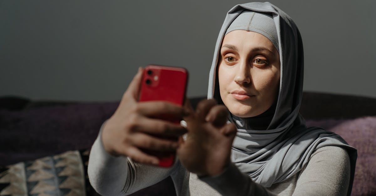 découvrez tout sur les emojis snapchat : leur signification, comment les utiliser et comment ils enrichissent vos conversations. plongez dans l'univers coloré et expressif des emojis snapchat pour communiquer de manière amusante et originale.