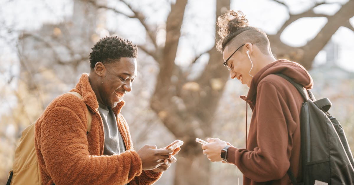 découvrez tout sur les arnaques par sms : comment les reconnaître, les prévenir et protéger vos données personnelles des escrocs. restez informé et en sécurité face aux menaces numériques.