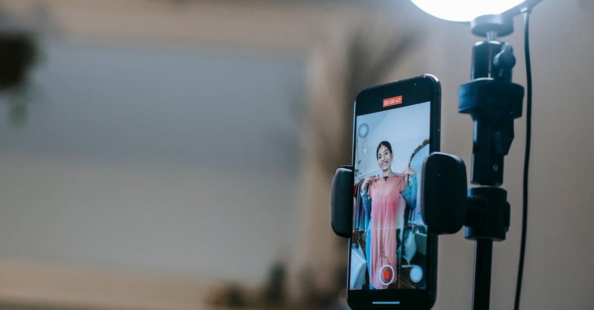 découvrez youtube, la plateforme incontournable pour regarder, partager et créer des vidéos. explorez des millions de contenus variés, des tutoriels aux vlogs, en passant par des concerts et des émissions de divertissement. rejoignez la communauté mondiale des créateurs et des passionnés de vidéo dès aujourd'hui !