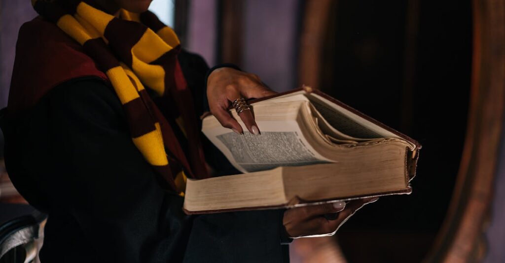 découvrez l'univers fascinant du 'mysterious tome', un livre énigmatique rempli de secrets anciens, de mystères non résolus et d'aventures captivantes à chaque page.