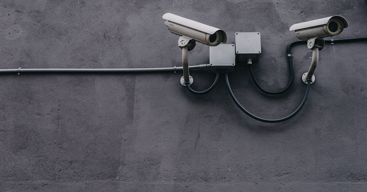 découvrez tout ce qu'il faut savoir sur la privacy : définitions, enjeux de la protection des données personnelles et conseils pratiques pour sécuriser votre vie privée en ligne.