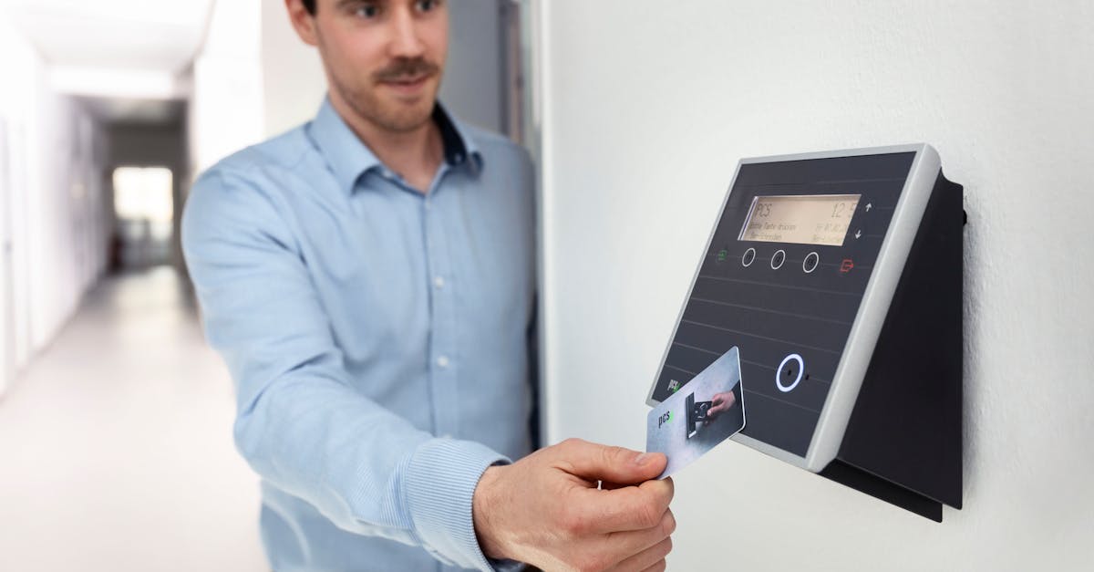 découvrez tout sur la rfid : son fonctionnement, ses avantages et ses applications dans la gestion des stocks, la traçabilité et l'identification automatique en entreprise.