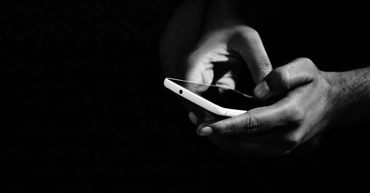 découvrez les derniers smartphones : performances innovantes, design élégant, autonomie longue durée et fonctionnalités avancées pour répondre à tous vos besoins mobiles.
