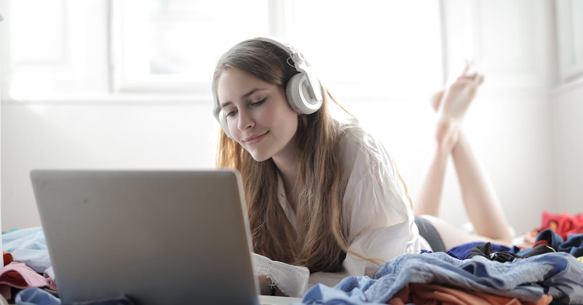 découvrez les meilleures plateformes de streaming pour regarder vos films, séries et musiques préférés en ligne. profitez d’une expérience de divertissement illimitée, où que vous soyez, sur tous vos appareils.