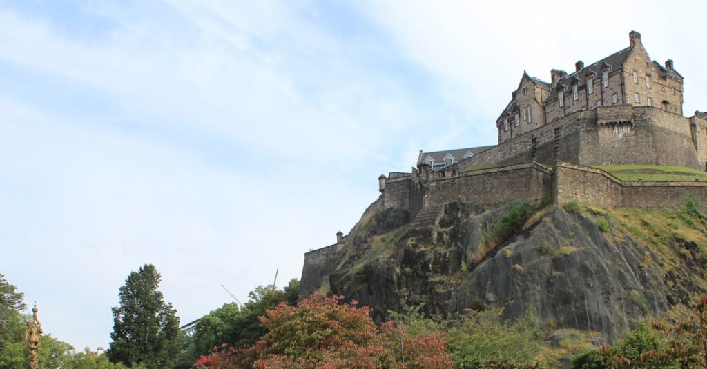 découvrez arthur mensch, spécialiste reconnu et innovant, offrant des solutions sur mesure pour répondre à vos besoins professionnels et personnels.