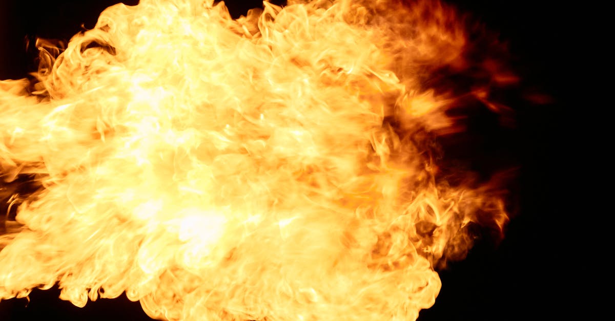 découvrez des effets spectaculaires d'explosions de trous noirs, alliant science et imagination pour des visuels impressionnants.