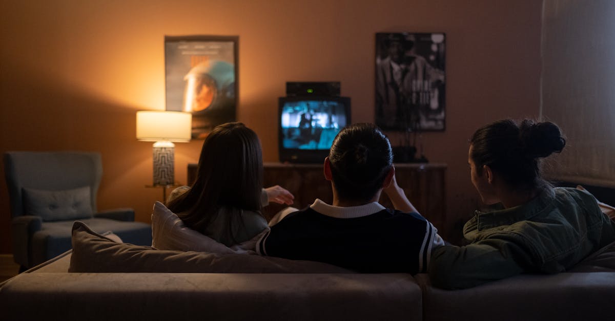 découvrez notre sélection incontournable de séries tv à ne pas manquer, parfaites pour tous les amateurs de divertissement captivant.