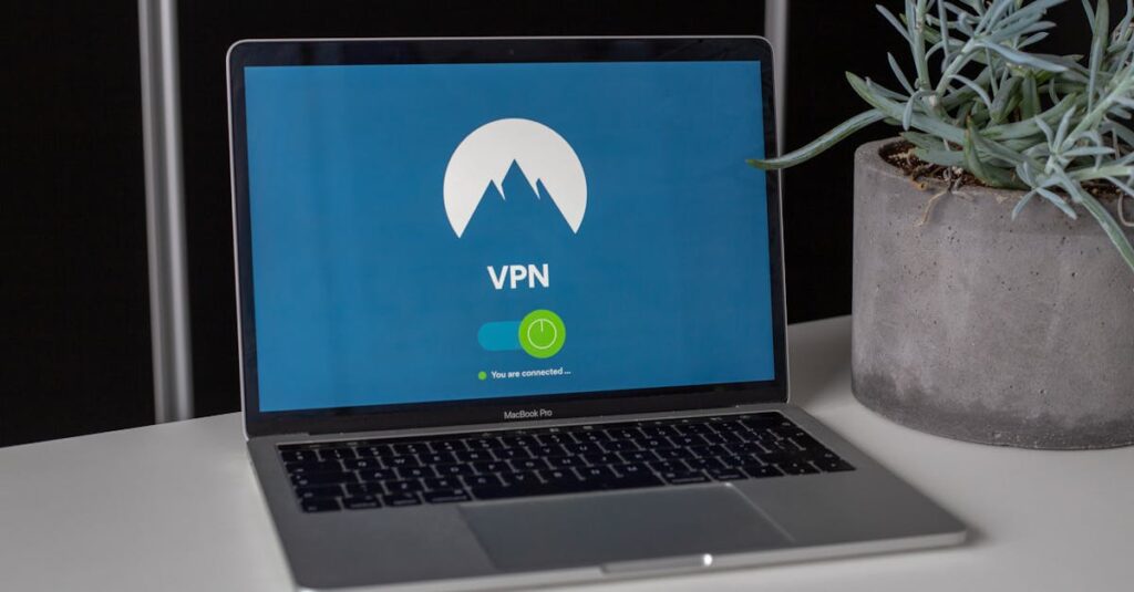 découvrez comment un vpn protège votre vie privée en ligne, sécurise vos connexions et vous permet d'accéder à internet sans restrictions géographiques.