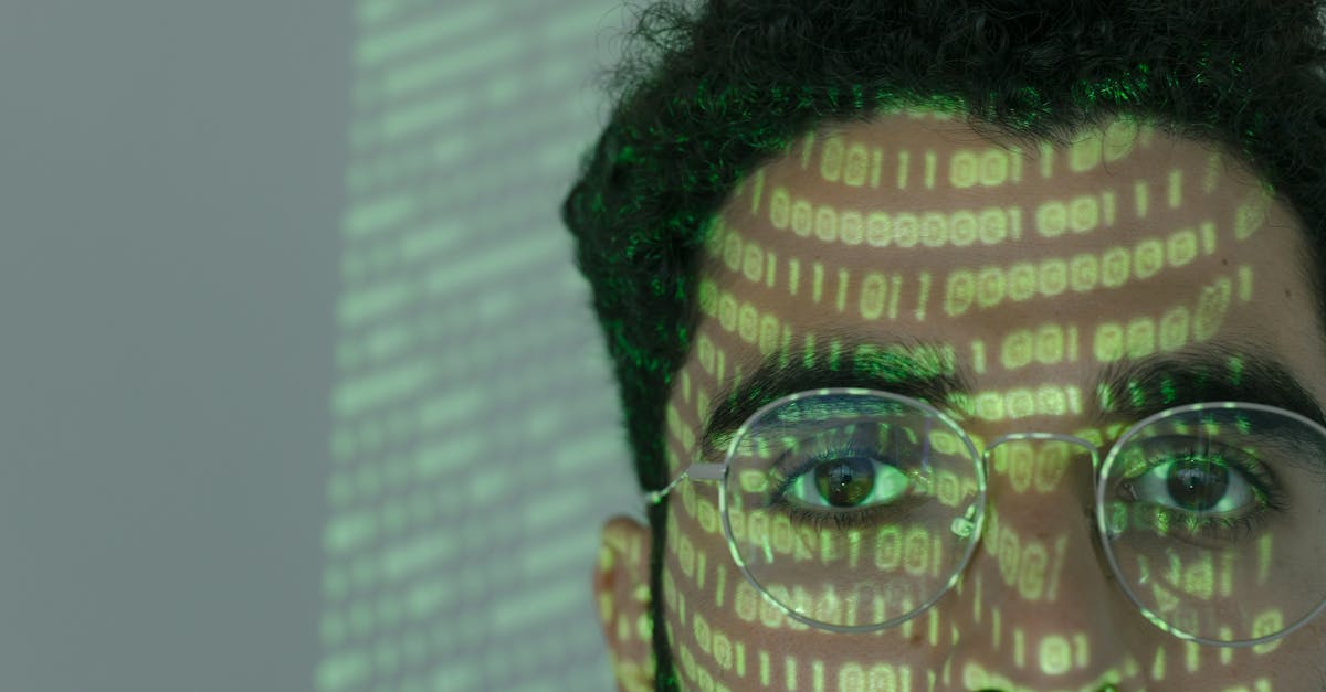 découvrez tout ce qu'il faut savoir sur la piraterie : définitions, causes, impacts et mesures de lutte contre ce fléau mondial.