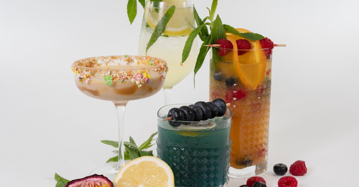 presse citron efficace et pratique pour extraire facilement le jus des citrons et autres agrumes. idéal pour la cuisine et les boissons fraîches.