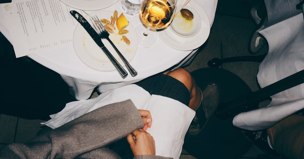 découvrez notre presse-citron pratique et efficace pour extraire facilement le jus de vos citrons frais. parfait pour cuisiner, cocktails et boissons naturelles.