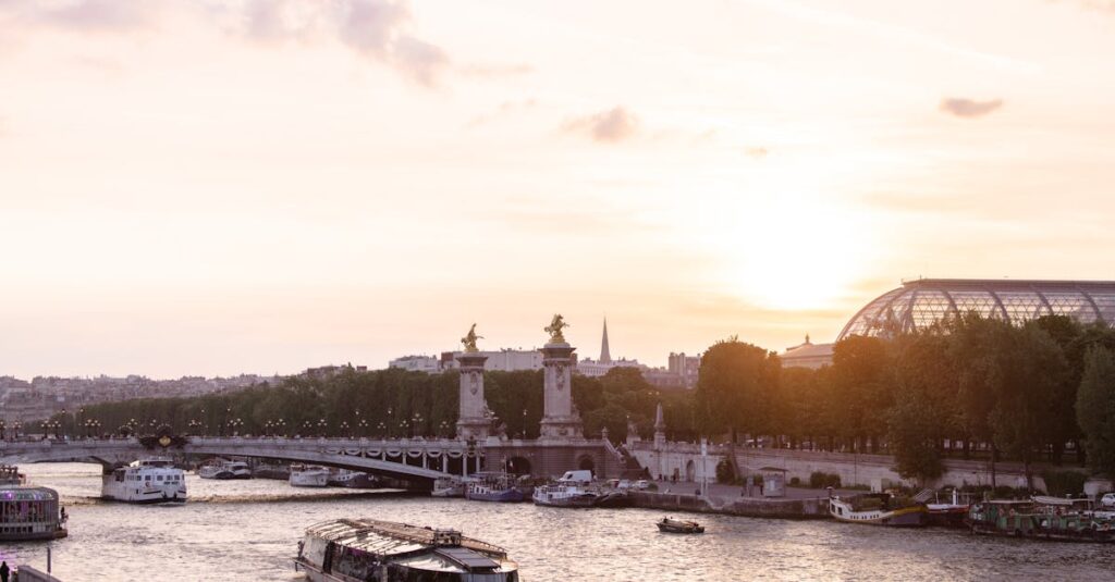 découvrez alexandr wang, un entrepreneur innovant et expert en technologie, reconnu pour ses contributions majeures dans le domaine de l'intelligence artificielle et des startups.