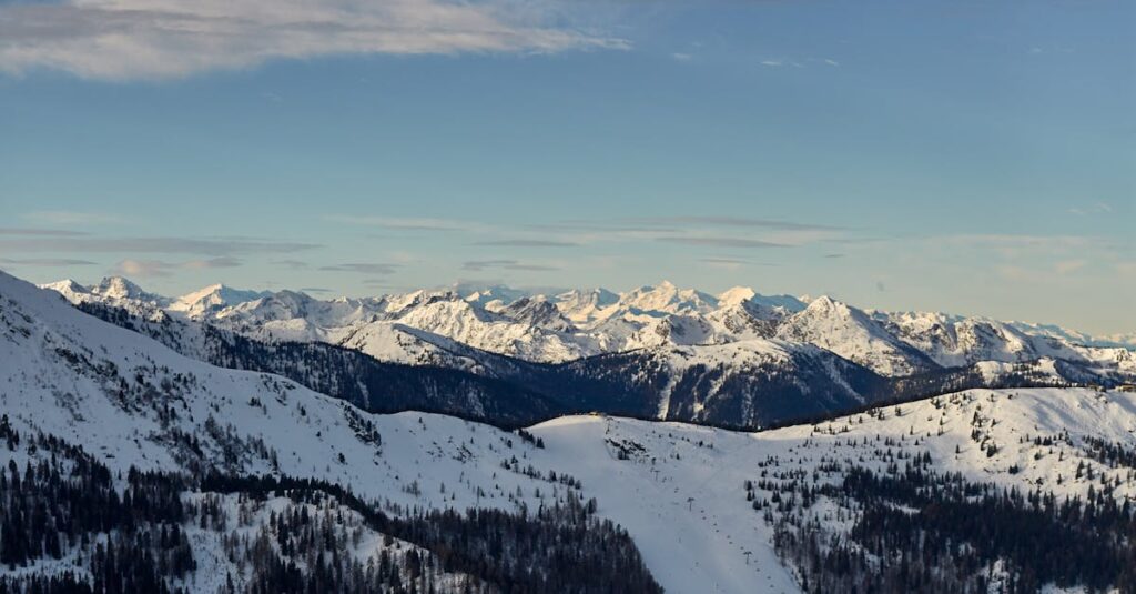 découvrez l'alpine a290, une voiture de sport emblématique alliant design élégant et performance exceptionnelle pour une expérience de conduite unique.