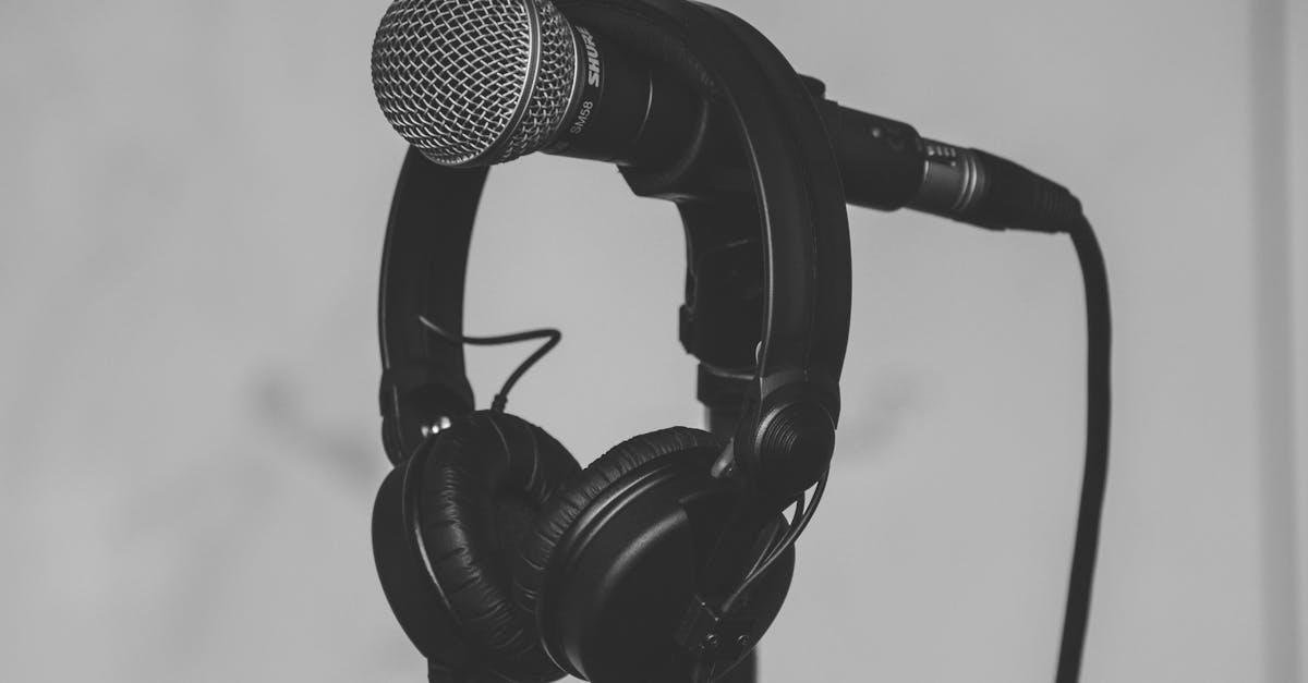 découvrez notre sélection de casques audio pour une expérience sonore immersive, alliant confort et qualité audio exceptionnelle.