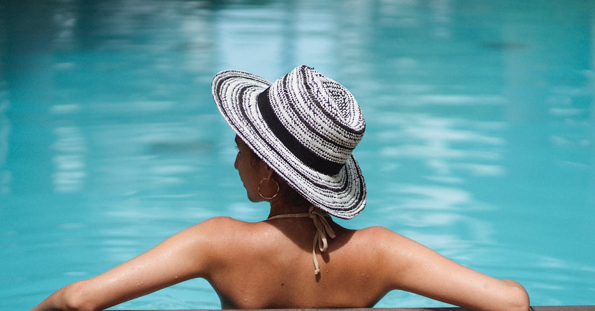 découvrez la ps5 slim avec ssd intégré pour des performances rapides et un design compact. profitez d'une expérience de jeu fluide et immersive avec la console nouvelle génération.