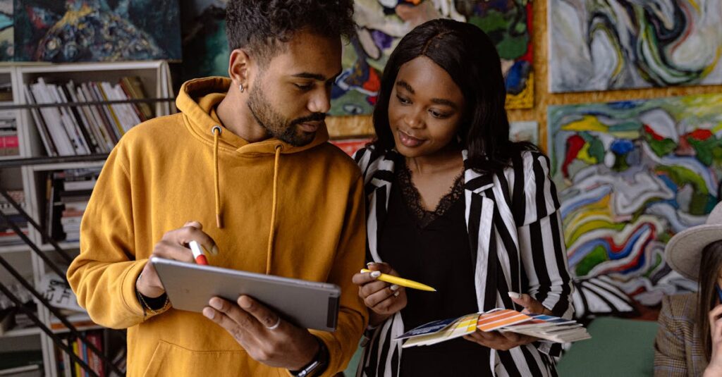 découvrez le design collaboratif, une approche innovante qui favorise la créativité et l'efficacité en réunissant les talents et idées de plusieurs participants pour des projets réussis.