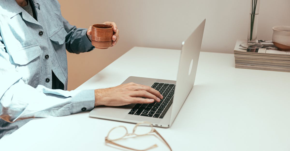 découvrez les meilleures pratiques et conseils pour protéger vos données et systèmes informatiques grâce à notre expertise en cybersécurité.