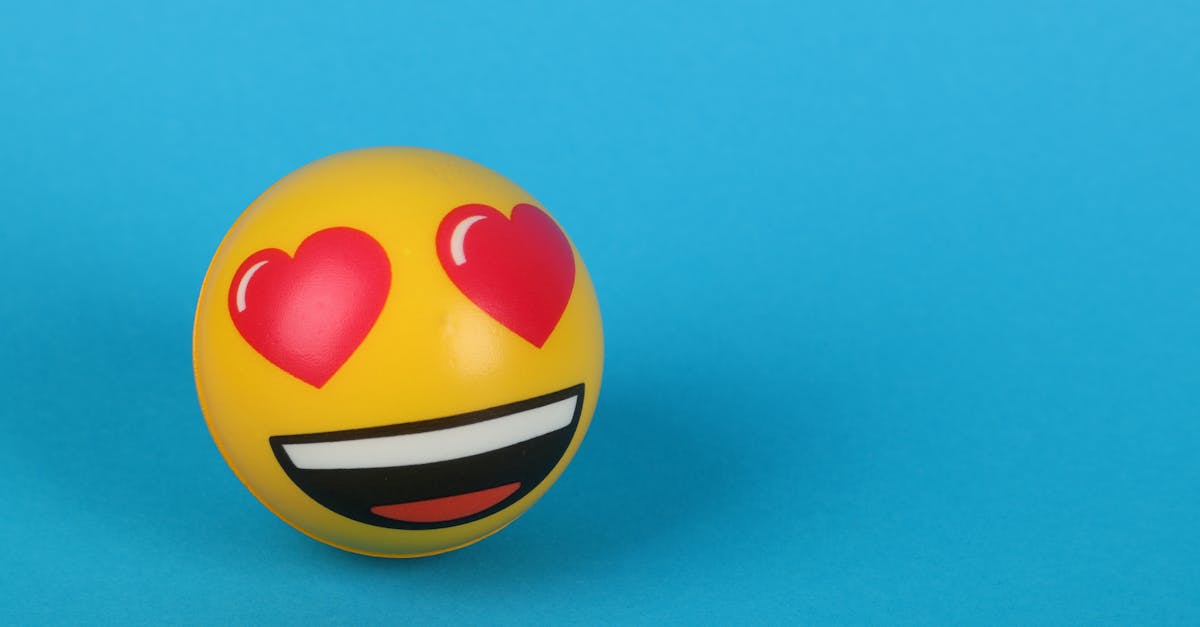 découvrez la signification et l'utilisation des emojis pour enrichir vos conversations et exprimer vos émotions avec créativité.