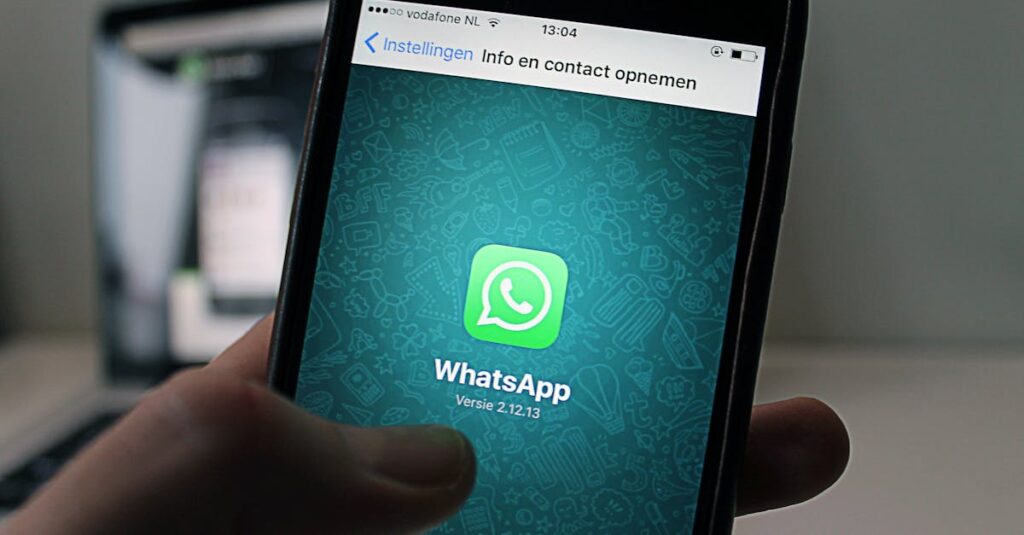 WhatsApp : 6 innovations à venir dont stockage optimisé, gestion multi-comptes et intégration de l’IA Meta découvrez les dernières innovations de whatsapp qui révolutionnent la communication mobile, avec des fonctionnalités améliorées pour une expérience utilisateur optimale.