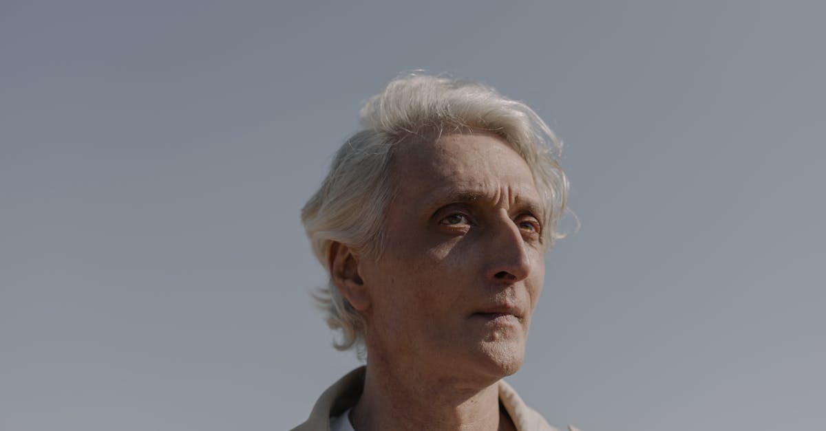 découvrez tout sur claude, un prénom riche en histoire et en signification. explorez ses origines, sa popularité et ses différentes variantes.