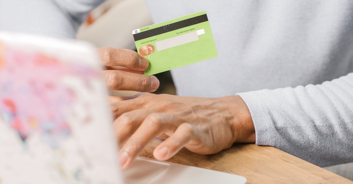 découvrez nos solutions e-commerce pour booster vos ventes en ligne, optimiser l'expérience utilisateur et développer votre activité sur internet.