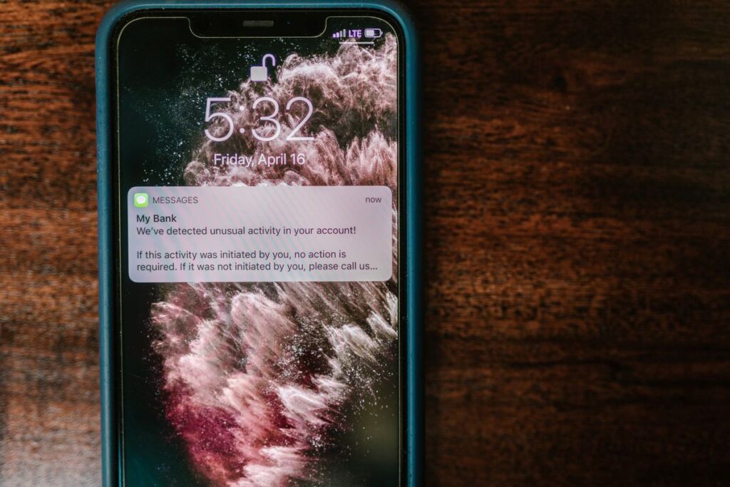 Brésil : alerte piratée, millions de téléphones réveillés